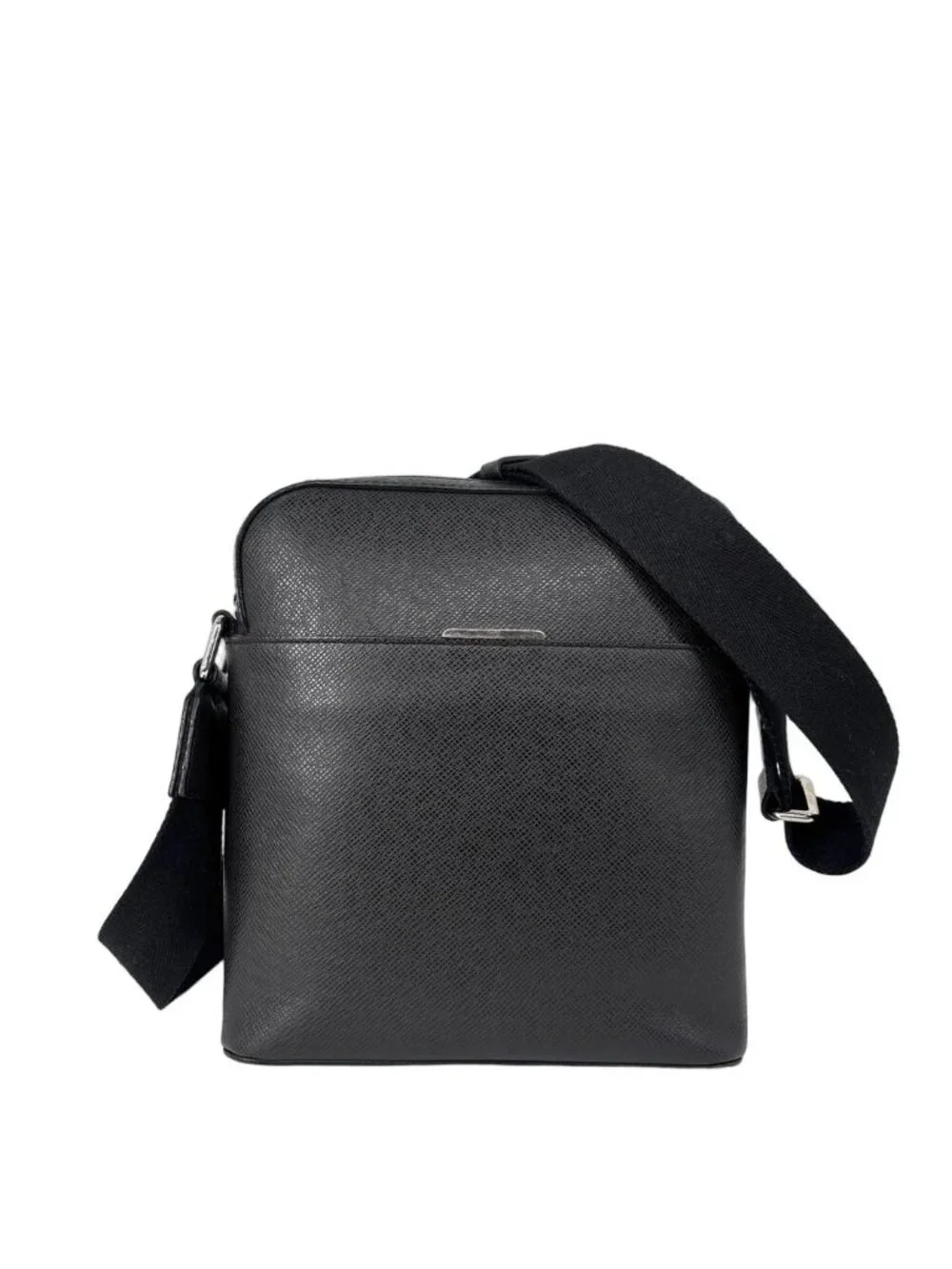 Louis Vuitton Taiga Anton Shoulder Bag